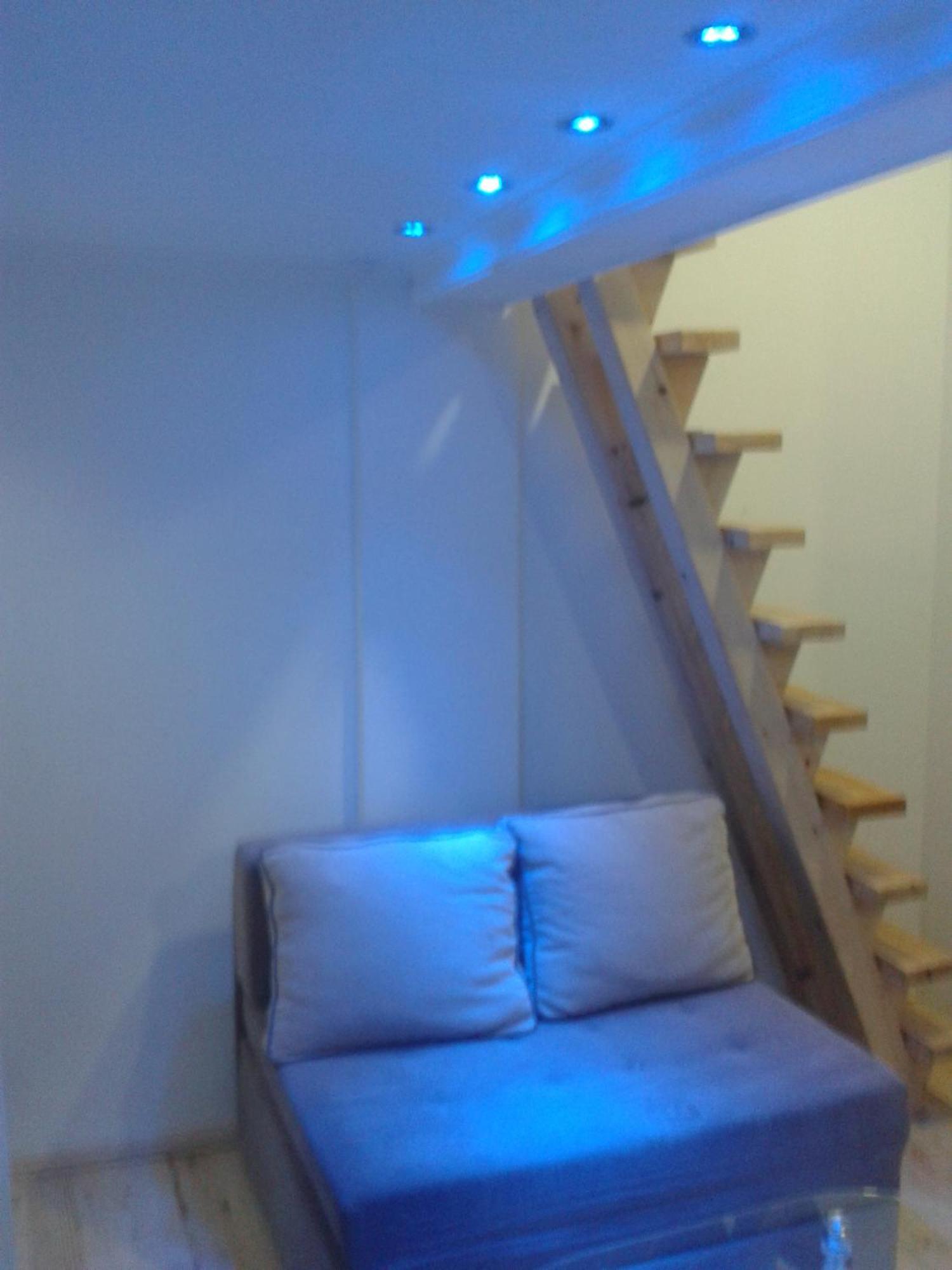 Small Apartment Private Bathroom Strong Wi-Fi Belgrade Exterior photo